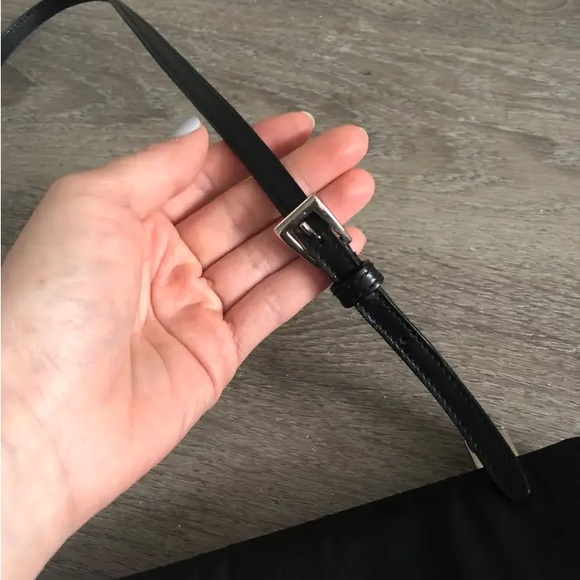 Authentic Prada Nero Tessuto nylon Prada Cernier shoulder bag - Picture 4 of 9